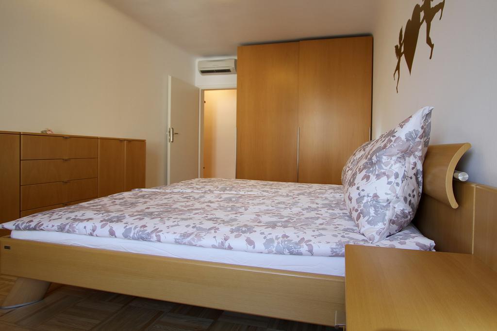 Top Location Vienna Marc Aurel Room photo