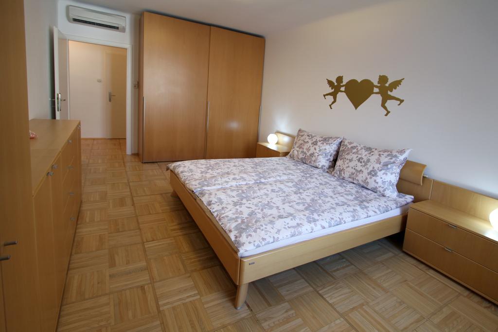 Top Location Vienna Marc Aurel Room photo